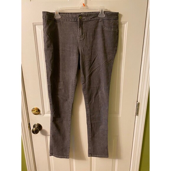 RVT Jeggings size 17 distressed gray - Picture 1 of 4